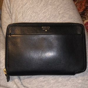 Fossil wallet